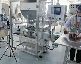 2021款醬料極速灌裝機(jī)，挑戰(zhàn)多頭醬料灌裝系統(tǒng)100天